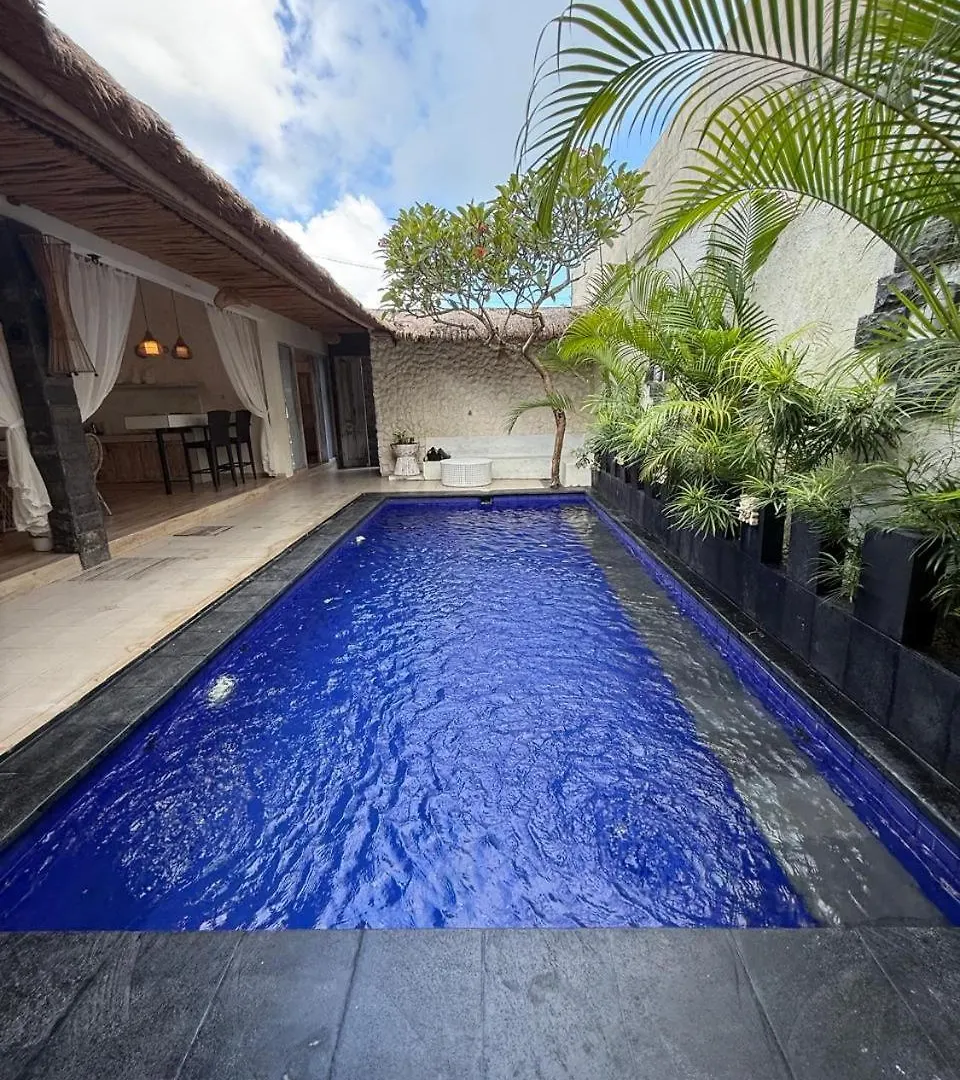Villa Deluna Jimbaran 0*,