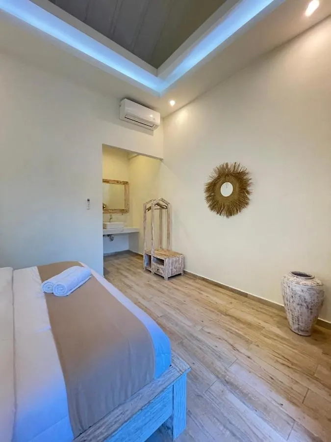 Villa Deluna Jimbaran  Indonesia