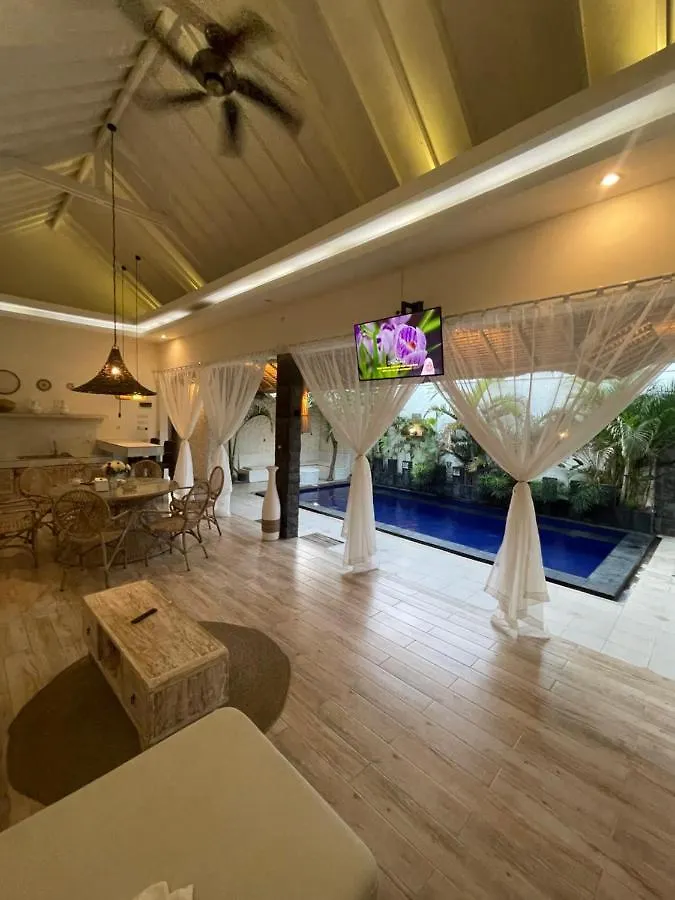 Villa Deluna Jimbaran  Jimbaran (Bali)